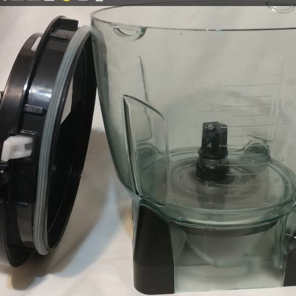 EXCELLENT PRE-OWNED CONDITION NINJA BL770 ACCESSORIES  NO MOTOR 64OZ 9 CUP - Picture 11 of 12